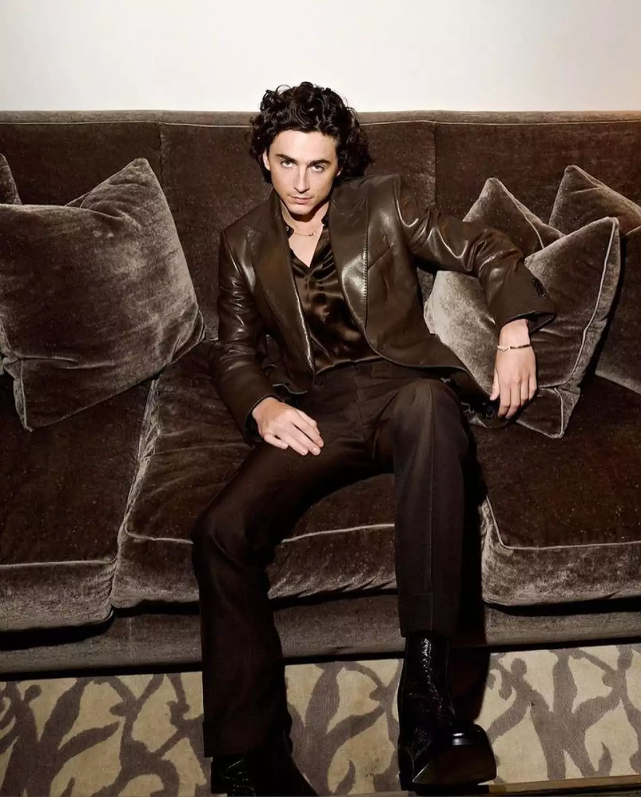Timotheé Chalamet y Kylie Jenner usan joyería de Cartier a juego.