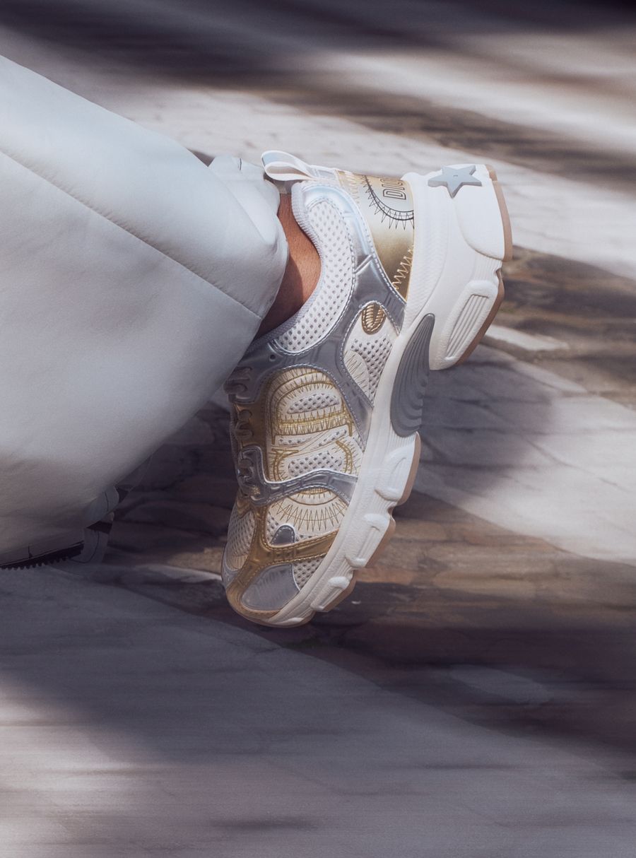 DIOR CHRONO SNEAKERS EDITORIAL © Sarah Blais 2.jpg