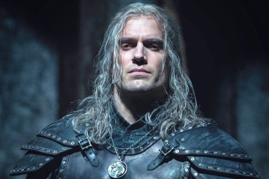 La versión de Liam Hemsworth en The Witcher es MUY similar a la de Henry Cavill