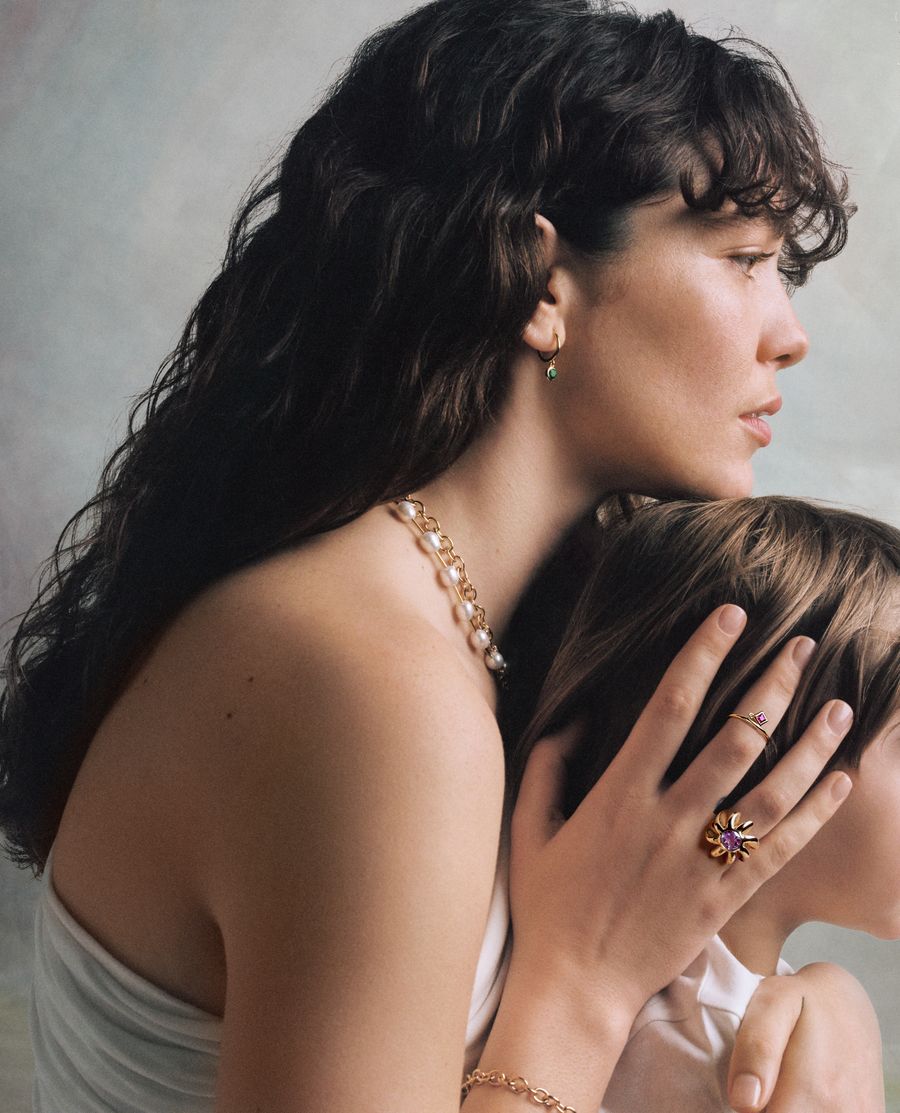 TOUS_MOTHER OF PEARL_IMAGE08.jpg