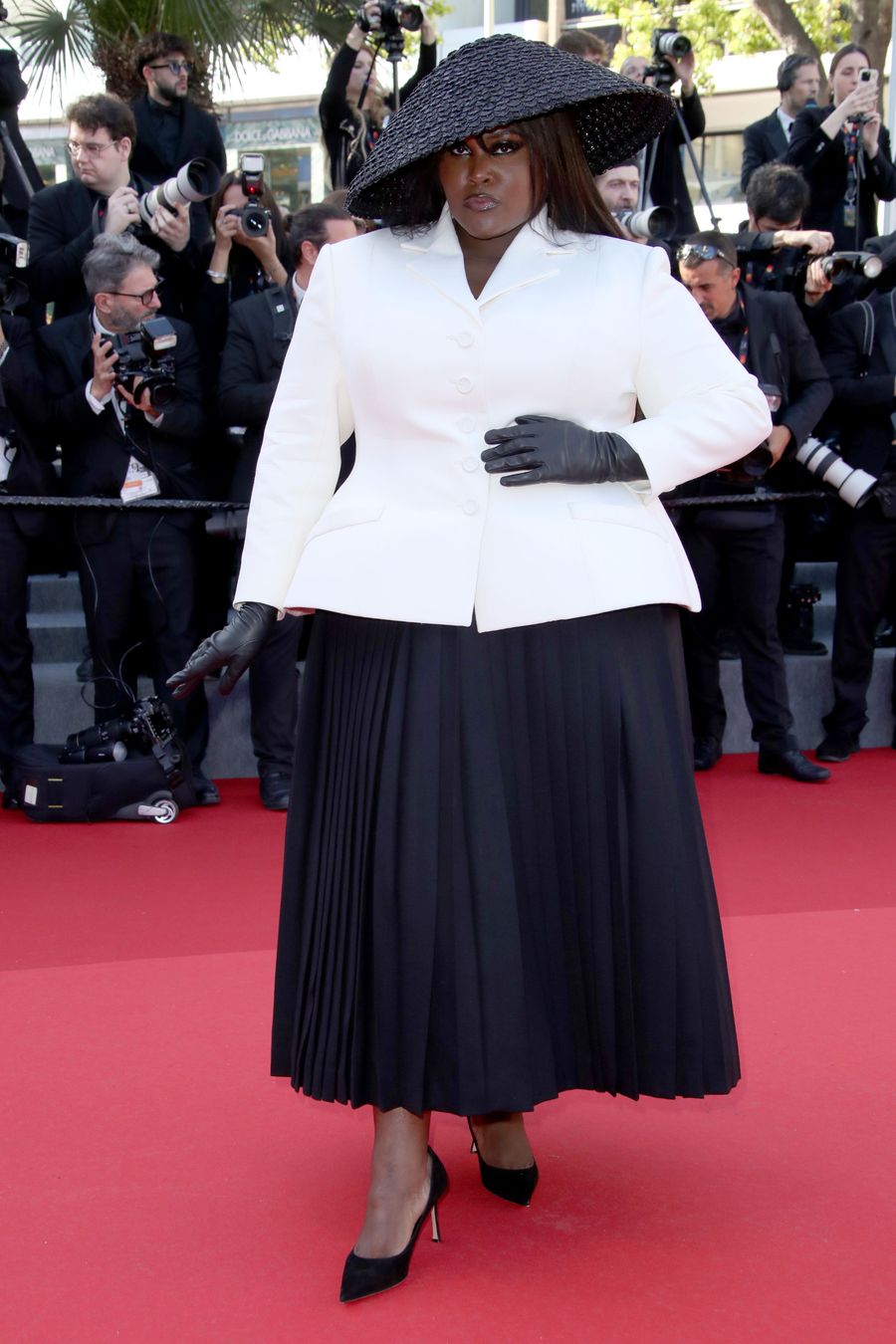 Yseult fue un fashion icon en Cannes con su New Look de Dior