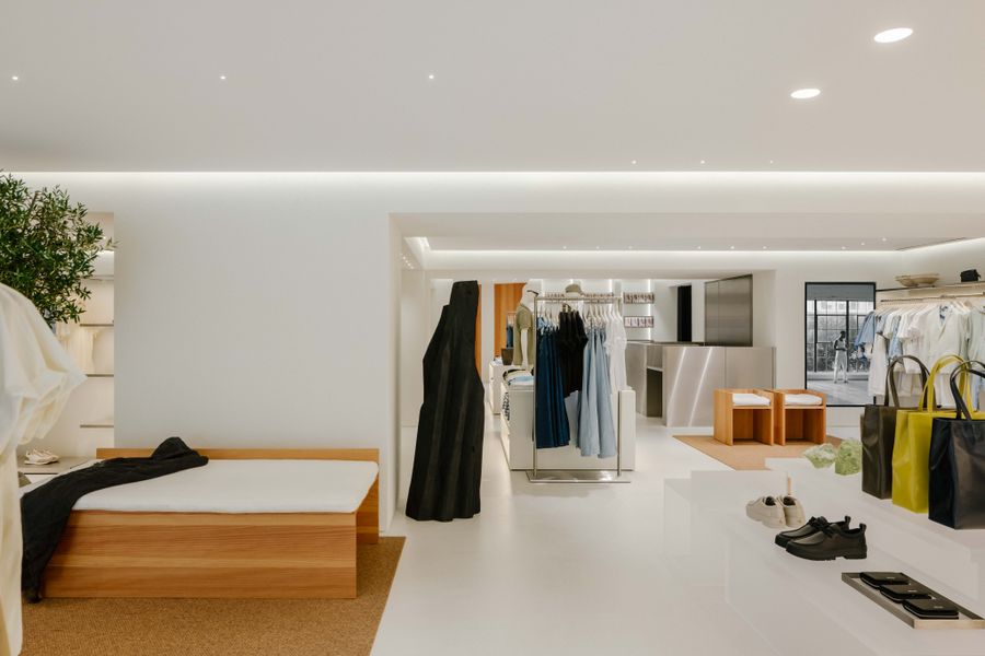 calvin klein paris