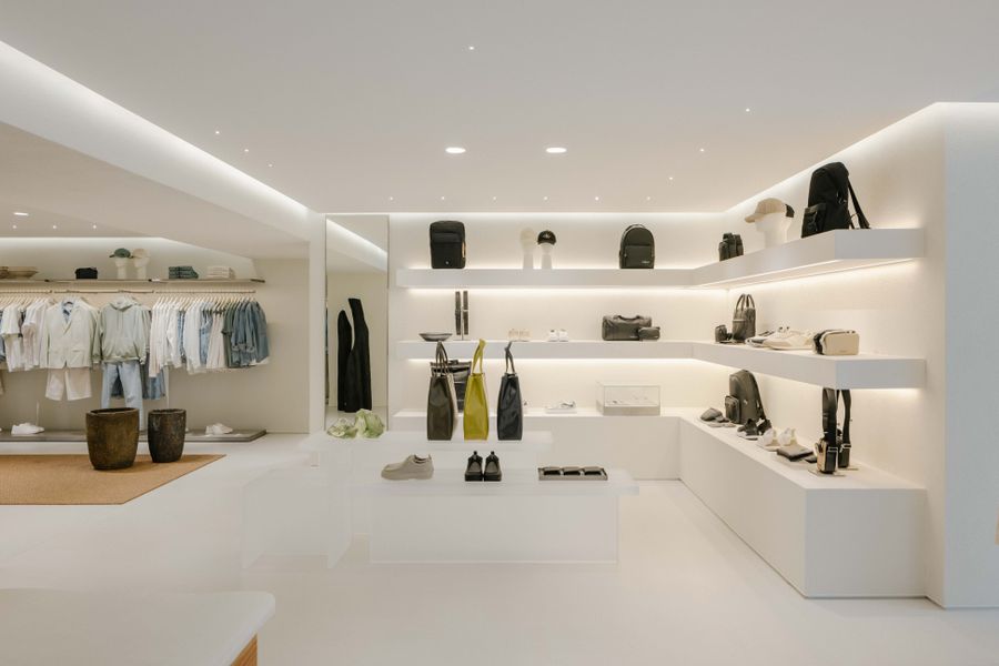 calvin klein paris