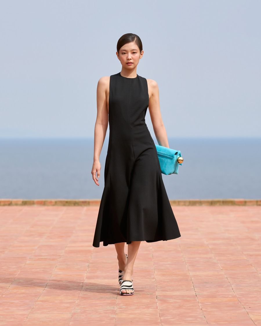 jacquemus_1718031564_3387416375277799661_242323665.jpg