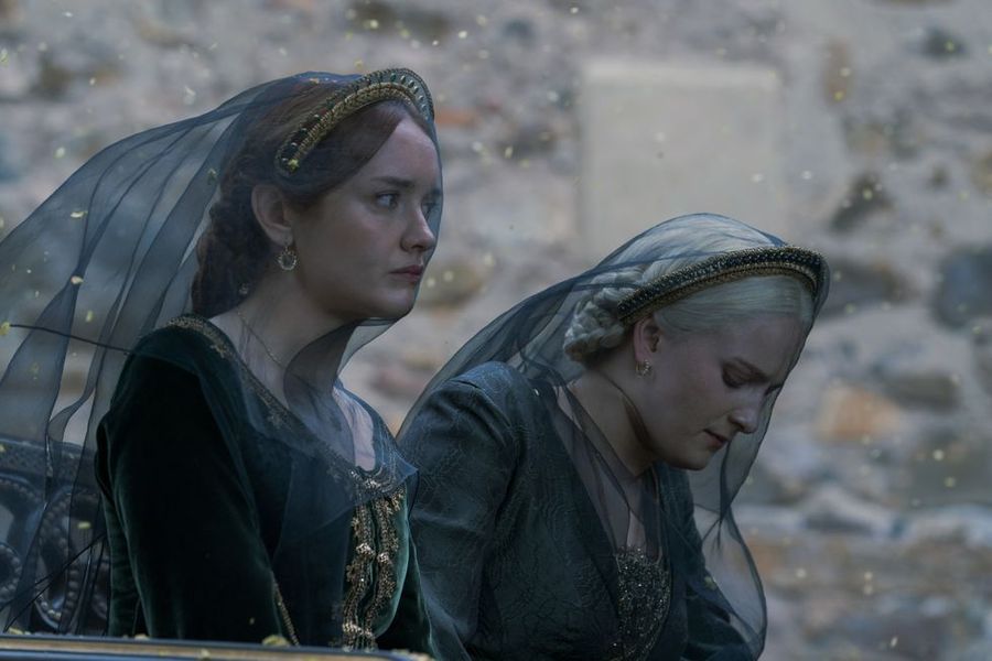 olivia-cooke-phia-saban-6675d5bf914a3.jpg