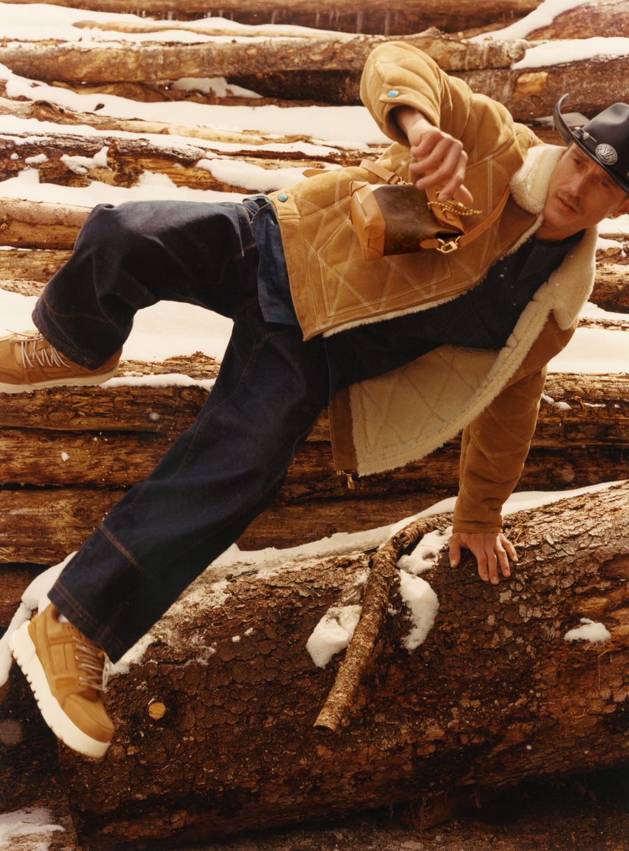 Pharrell Williams lleva a otro nivel la moda western en la última campaña de LV
