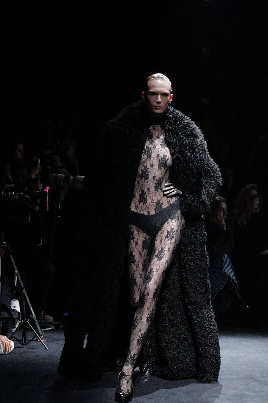 Nina Ricci presenta a la nueva generación de vampiresas francesas