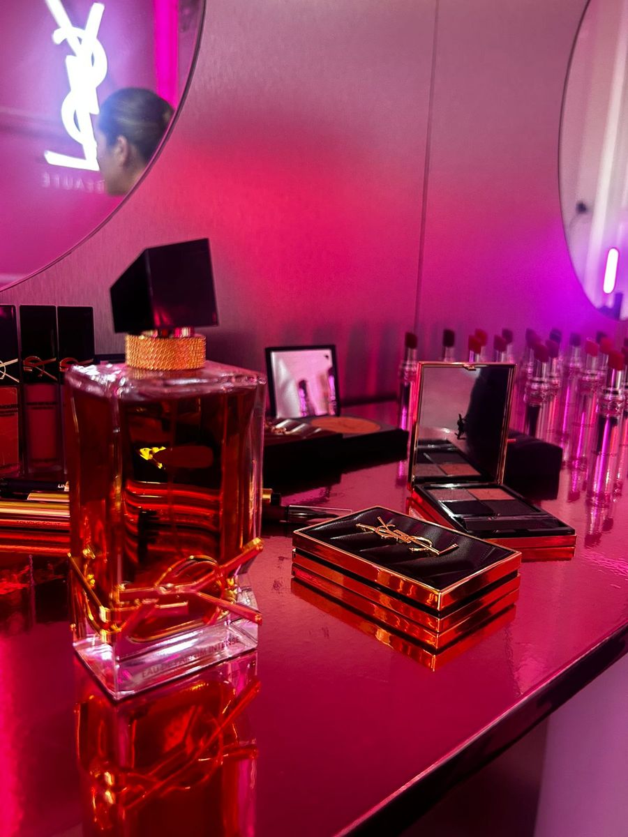 Plan de fin de semana: Conocer "Loveshine Factory" de YSL en CDMX