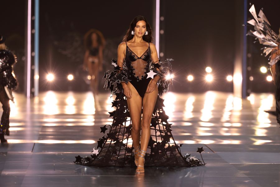 looks espectaculares Victoria's Secret Fashion Show