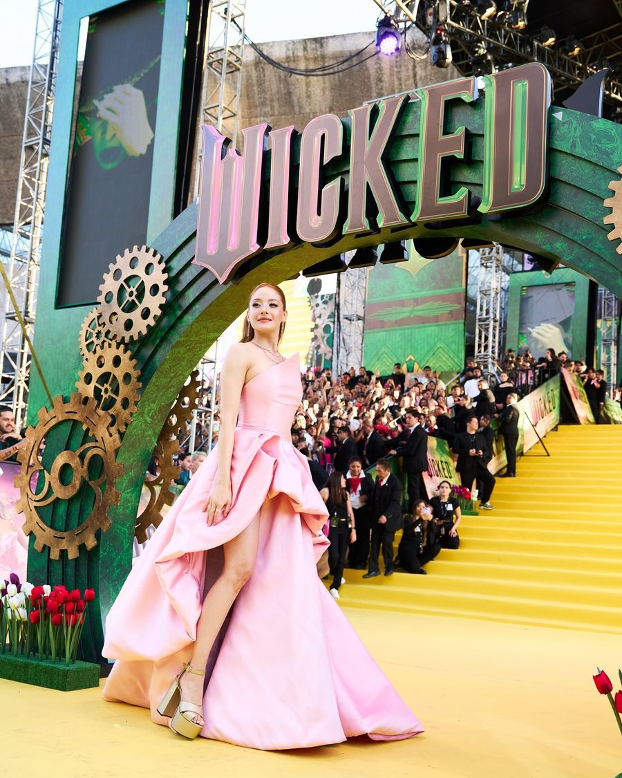Ceci-Vero-Díaz-wicked.jpg