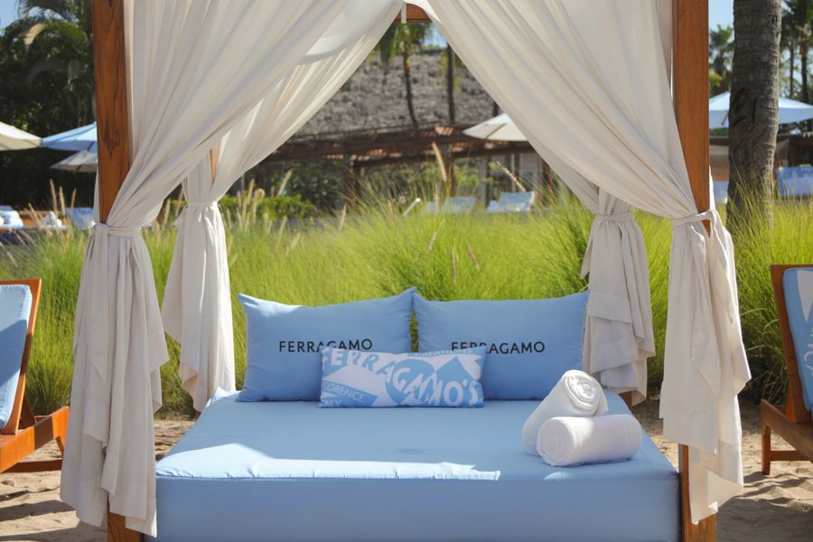ferragamo st regis punta mita