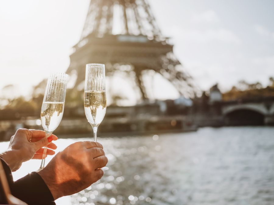 torre eiffel champagne