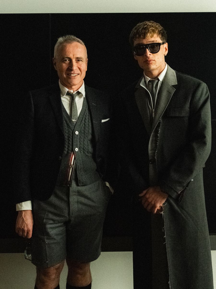 peso-pluma-thom-browne-desfile.jpg
