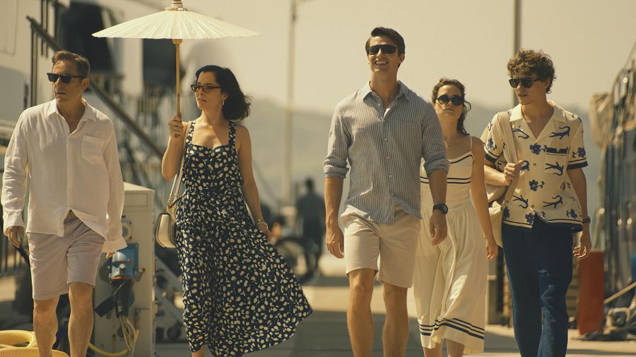 TWL_Timothy Ratliff (Jason Isaacs), Victoria Ratliff (Parker Posey), Saxon Ratliff (Patrick Schwarzenegger) & Lochlan Ratliff (Sam Nivola).jpg