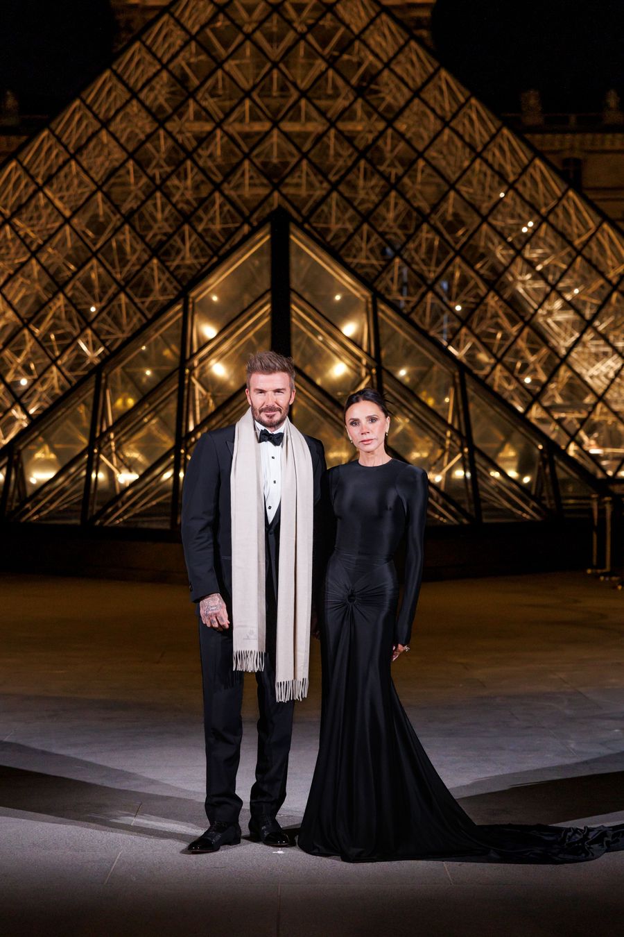 look-celebridades-met-gala-parisina