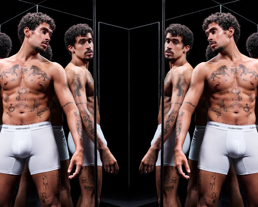 SP25_BAD_BUNNY_PR_no_logo_8.jpg