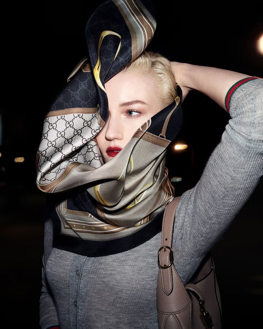 Julia-garner-gucci