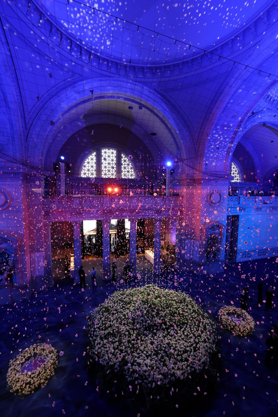 diseño-alfombra-met-gala