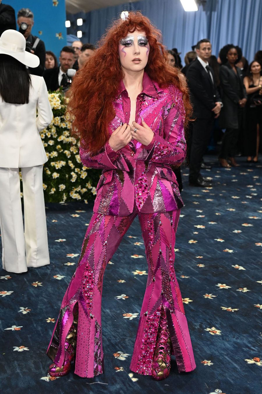 chapell-roan-met-gala