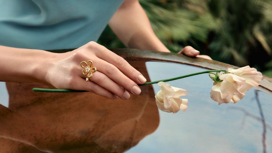 E.Hanania_portés_Flowerlace_04.jpg