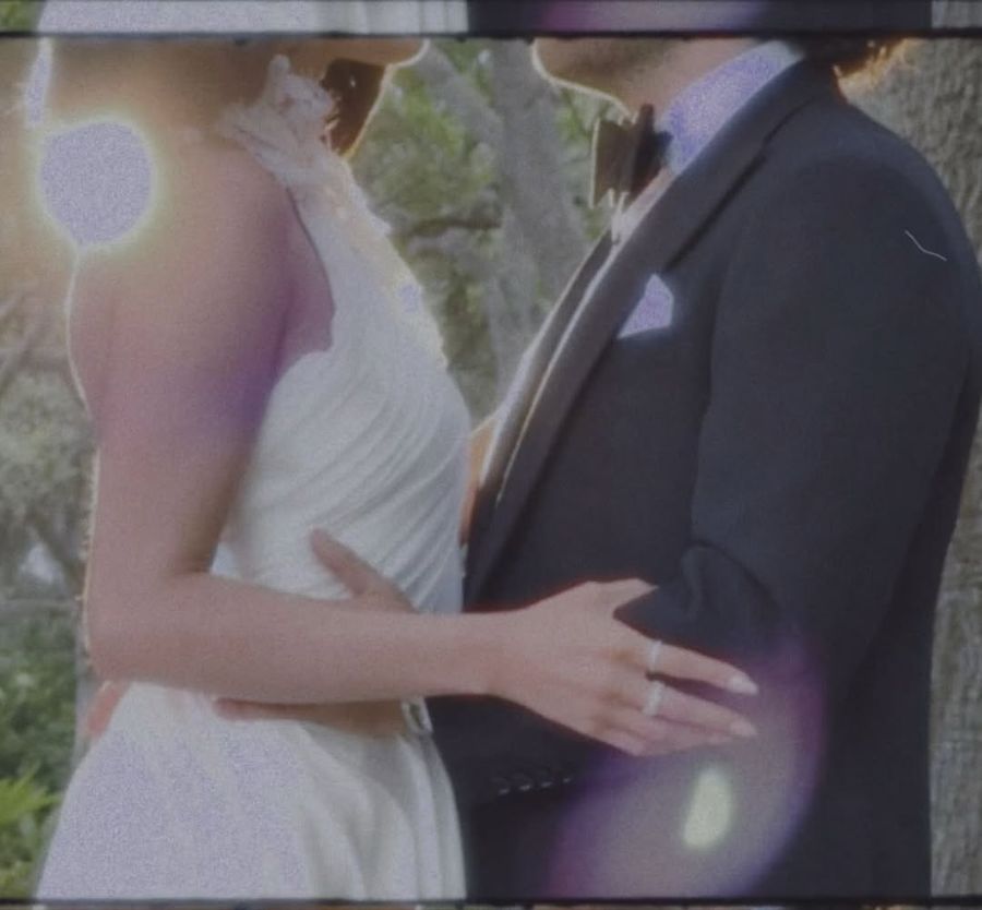 selena-gomez-vestido-boda-ralph-lauren