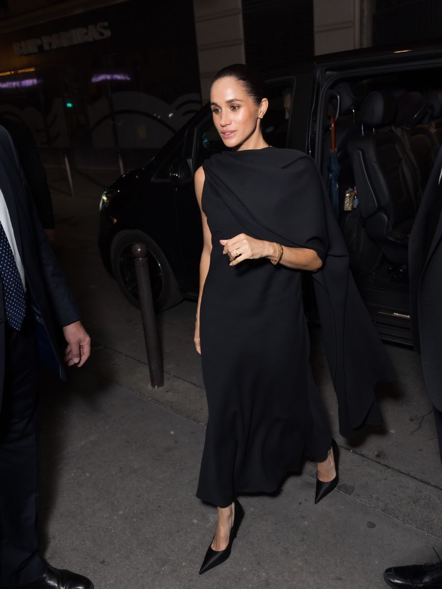 Balenciaga: Outside Arrivals - Paris Fashion Week - Womenswear Spring/Summer 2026