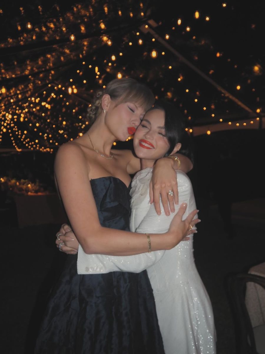 selena-gomez-taylor-swift