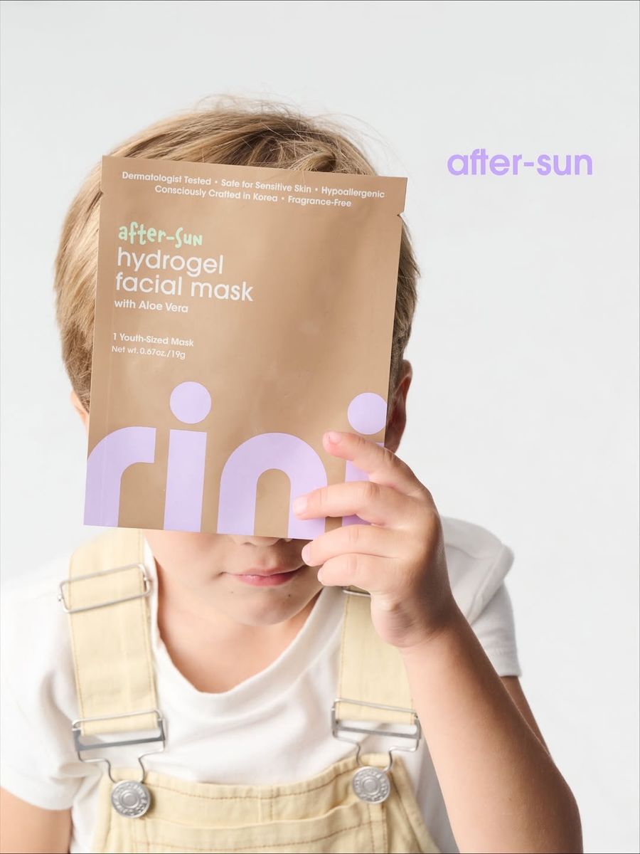 shay-mitchell-linea-skincare-niños