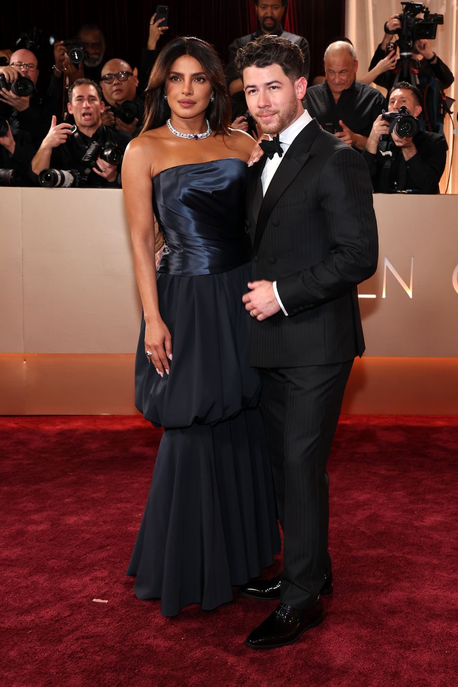looks-golden-globes-2026