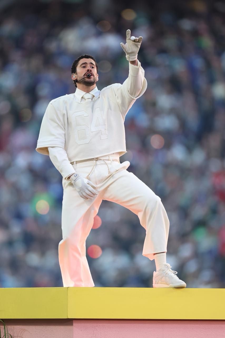 bad-bunny-look-zara-super-bowl