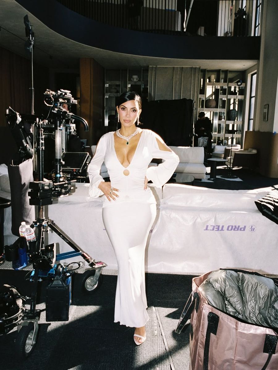 kim-kardashian-subasta-guardarropa-alls-fair-mujeres-justicia