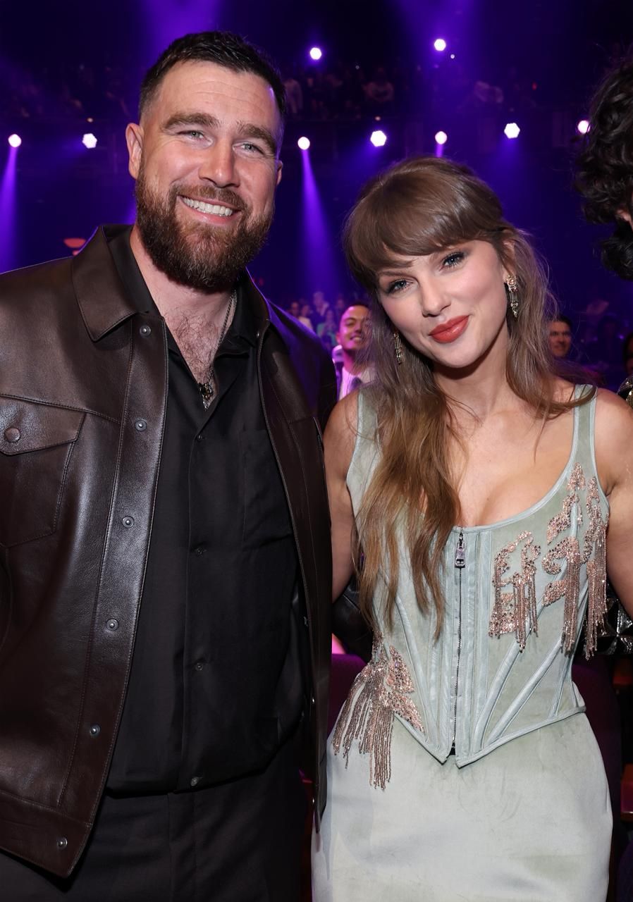 taylor-swift-travis-kelce-ihear