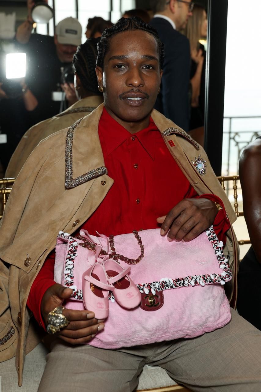 A$AP-Rocky-rinde-tributo-hija-bolsa-chanel-2.jpeg